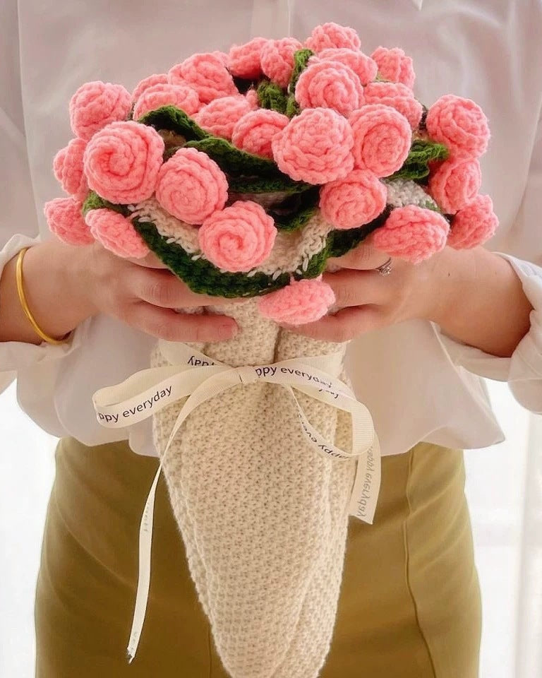 Pink roses bouquet blanket (supplier photo, cropped)